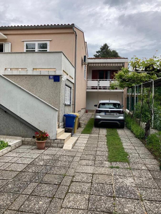 Ija Apartment Veglia Exterior foto